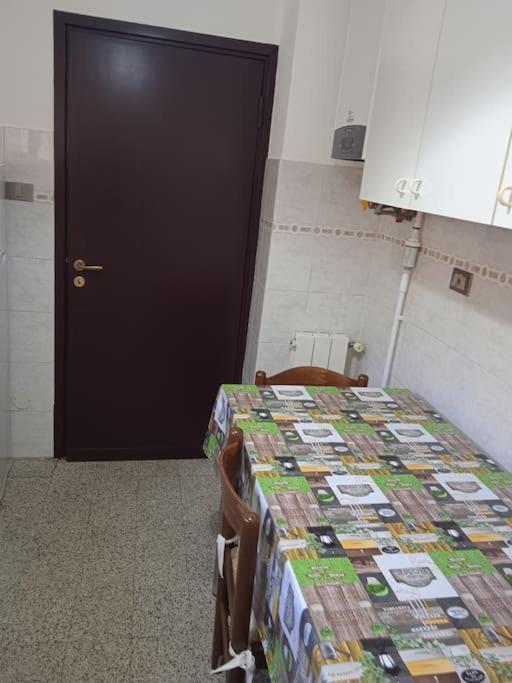 La Casa Di Lucia Appartamento ノヴァーラ エクステリア 写真